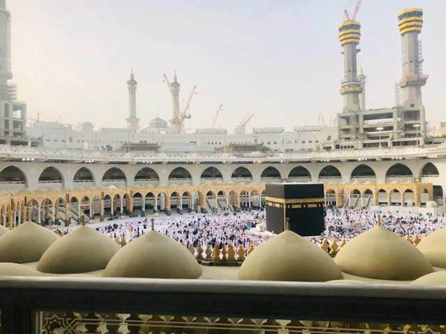 Kelebihan Berumrah Menggunakan Travel yang Bisa Jadi Unique Selling Point Bisnis Travel Umrah